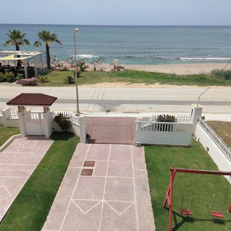 Suite In Front Of The Sea Nea Thesi Extérieur photo