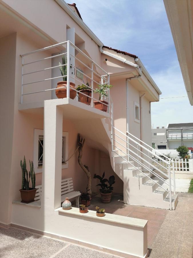 Suite In Front Of The Sea Nea Thesi Extérieur photo